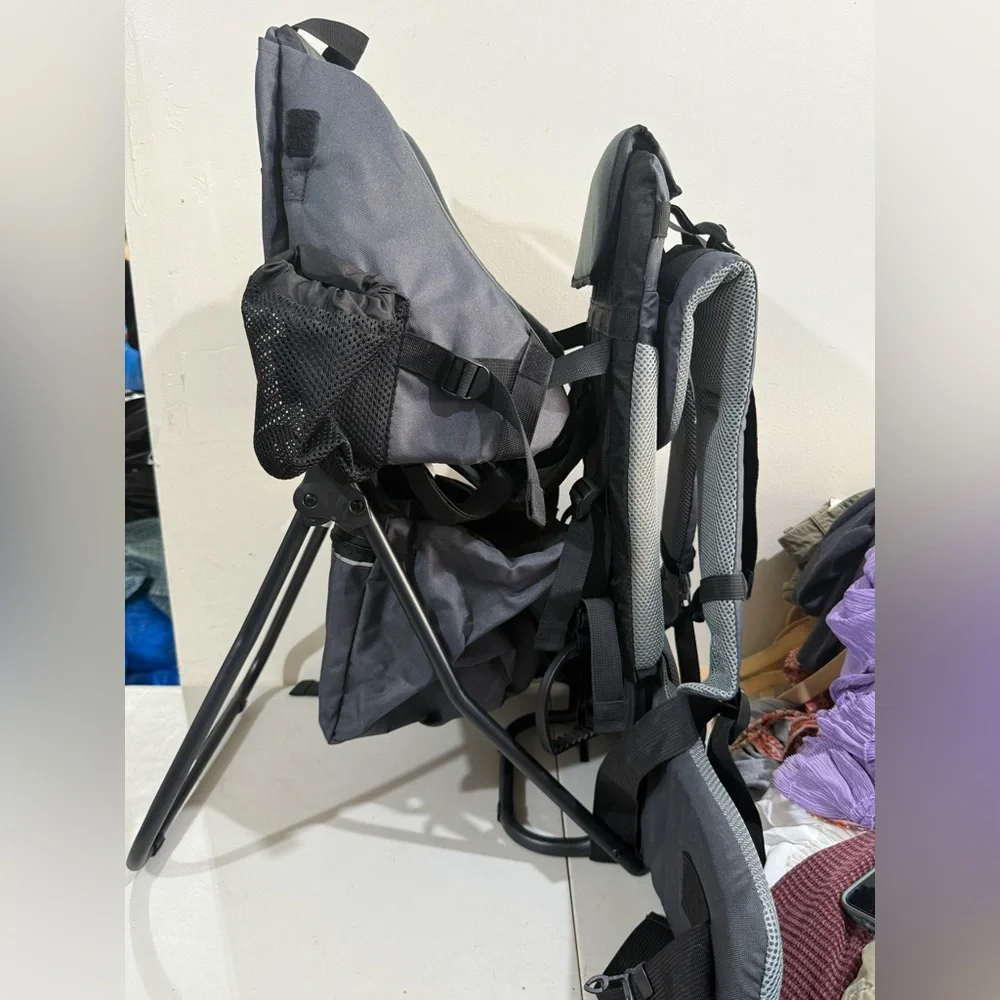 Unbranded Black Men’s Backpack with Mesh Pockets